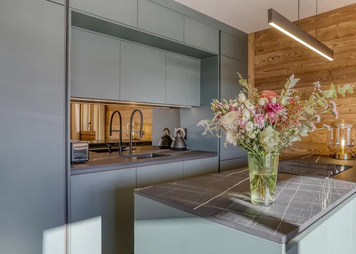 L'alezan I Proche Du Centre De *